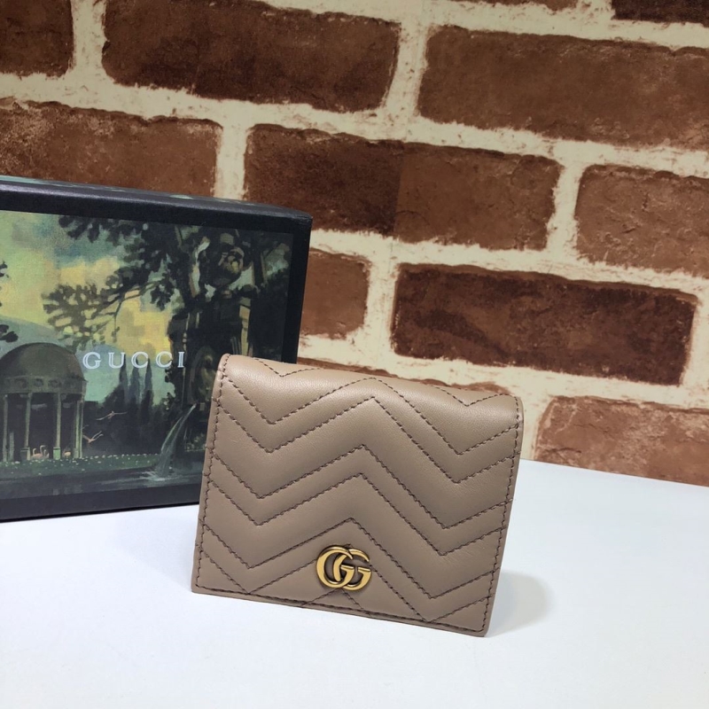 G*u*i wallets & purse